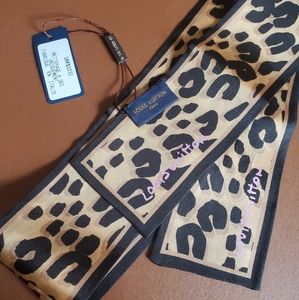 Louis Vuitton Leopard Bandeau